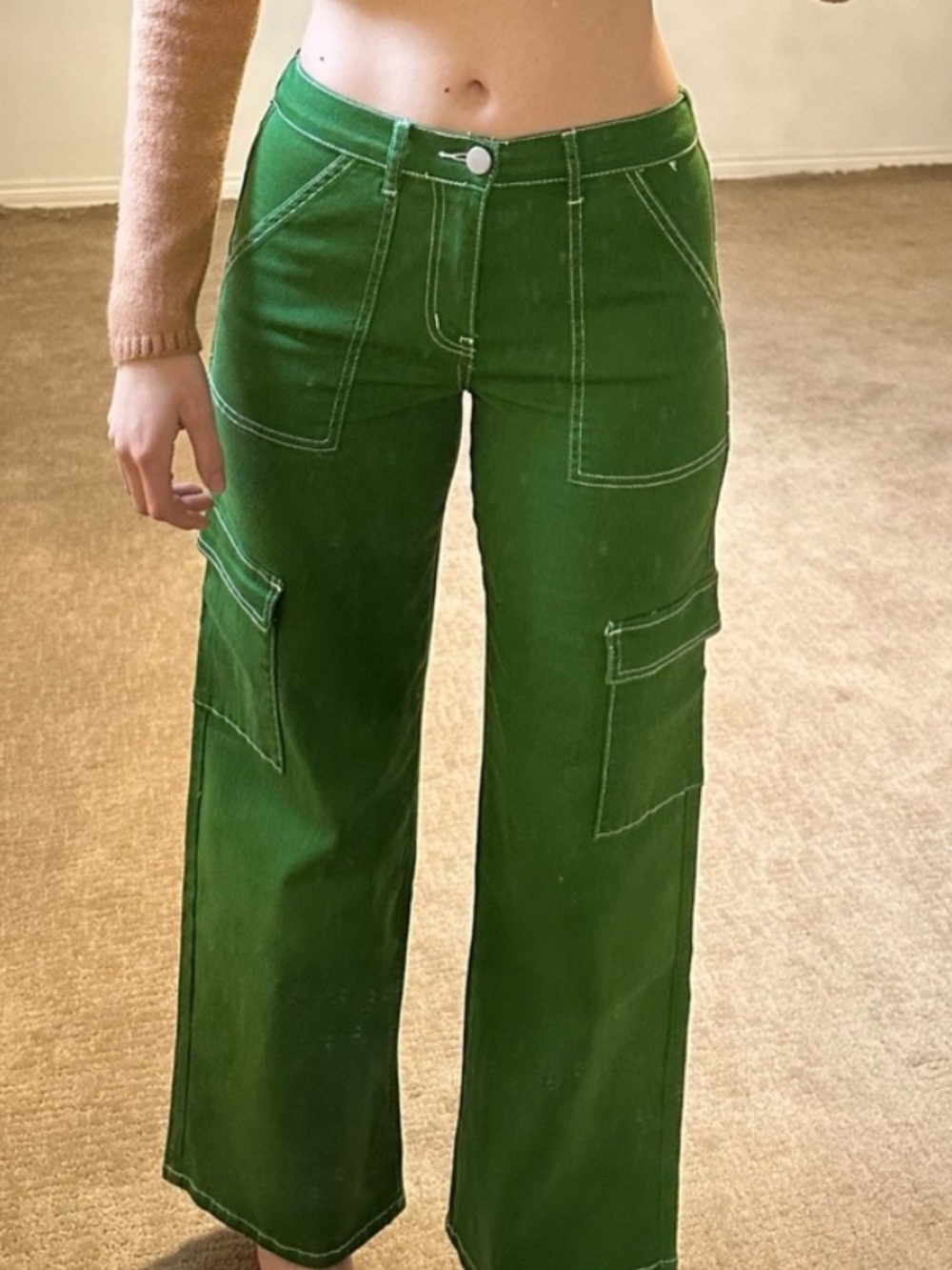 Green cargo pants